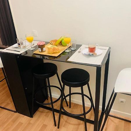 Appartement Calme Et Chaleureux Proche De Paris كوربوفوا المظهر الخارجي الصورة